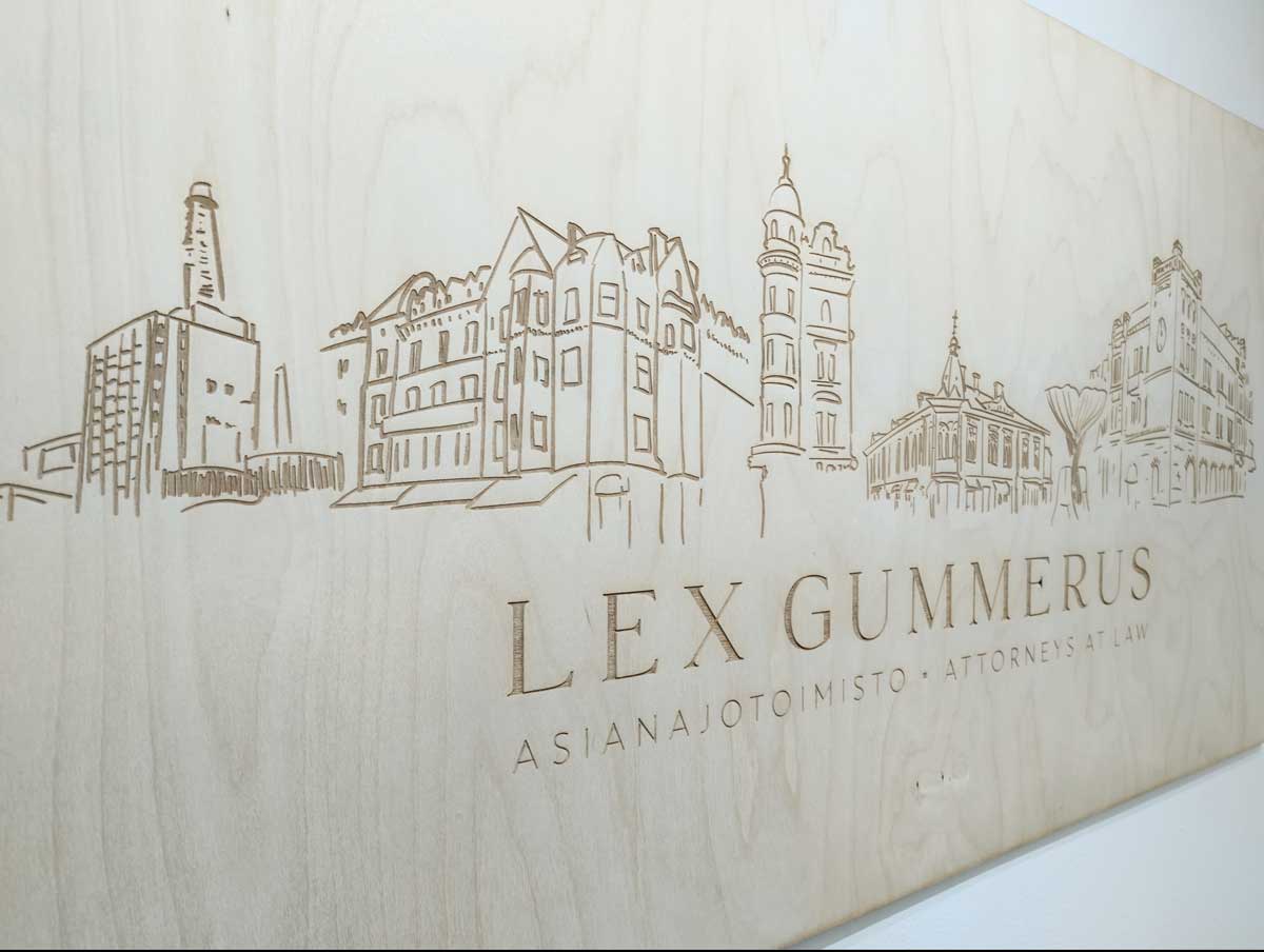 LEX Gummerus Asianajotoimiston kyltti toimiston ovella